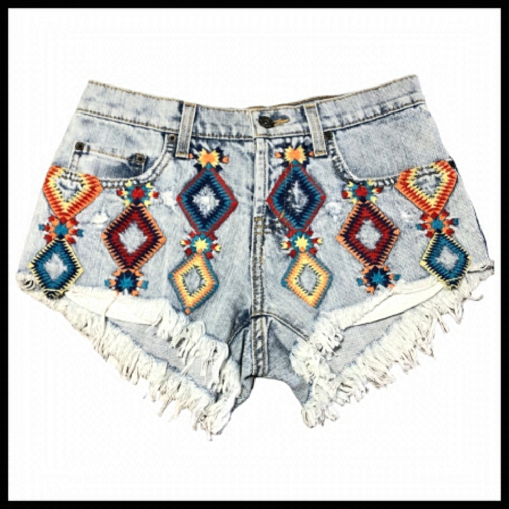 CARMAR Embroidered Diamond Cutoff Jean Shorts